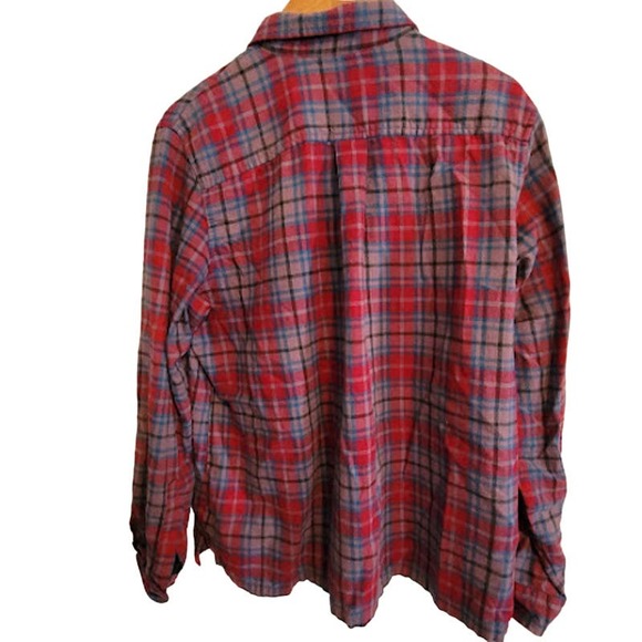 Cabela's Flannel button down- size XL - Picture 5 of 8